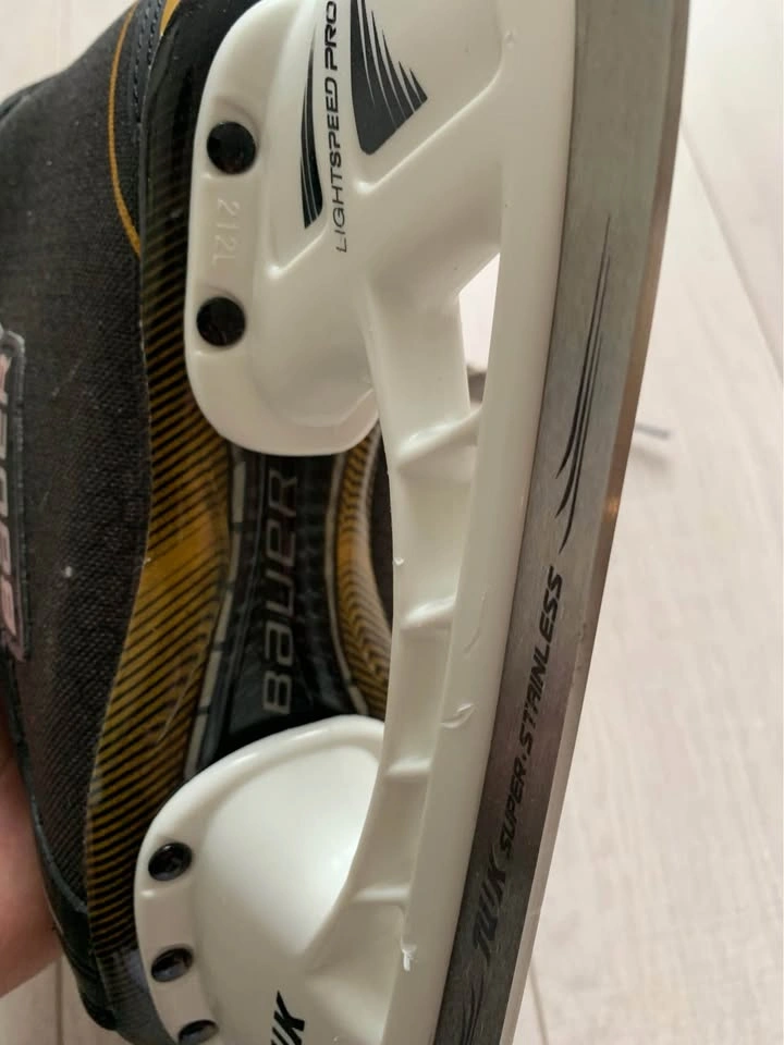 Bauer Supreme ONE.5 Ice Hockey Skates Size 1.5 - photo 4