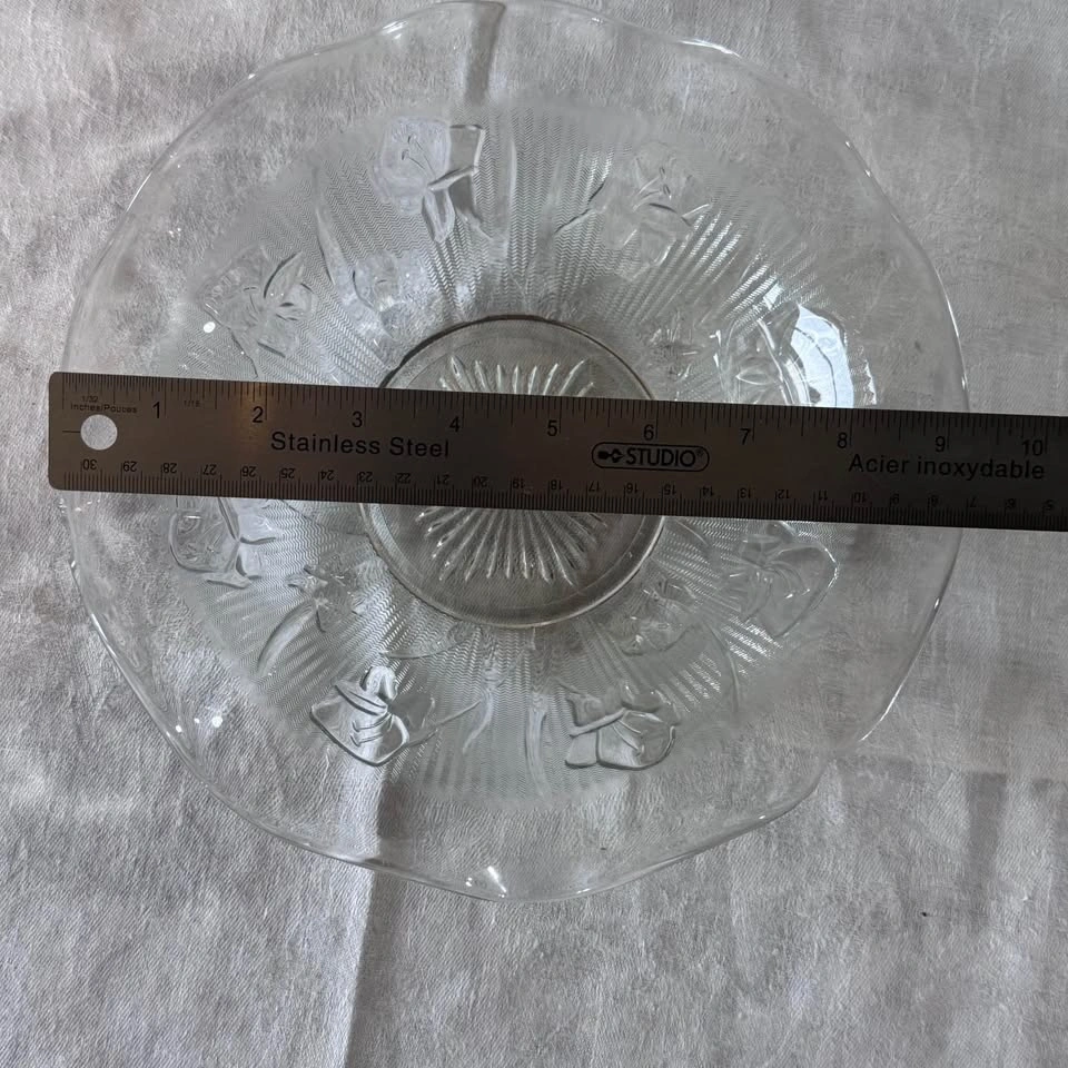 Depression era iris glass ruffle edge fruit bowl - photo 4