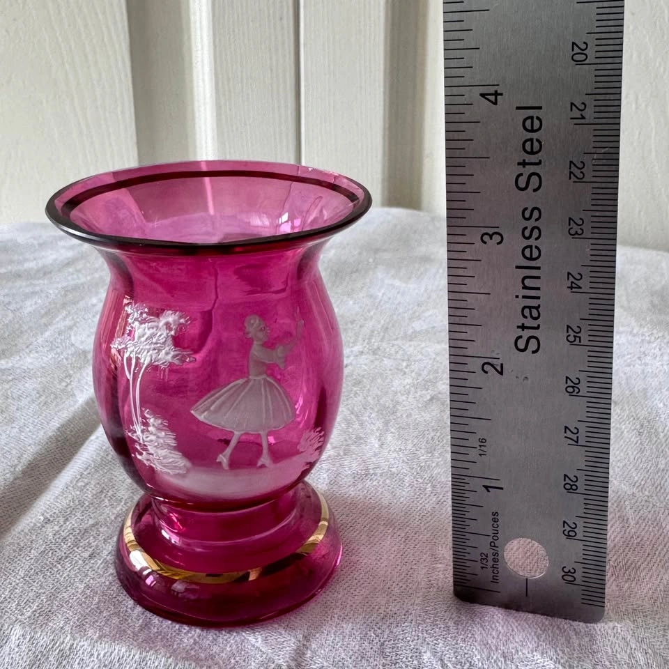 Victorian Mary Gregory Style Cranberry Glass Bud Vase - photo 5