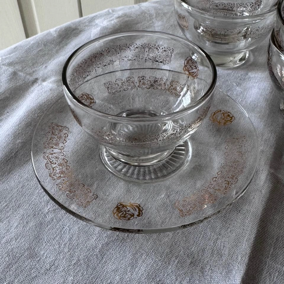 Vintage Gold Leaf Glass Dessert Bowls & Plates Set - photo 2