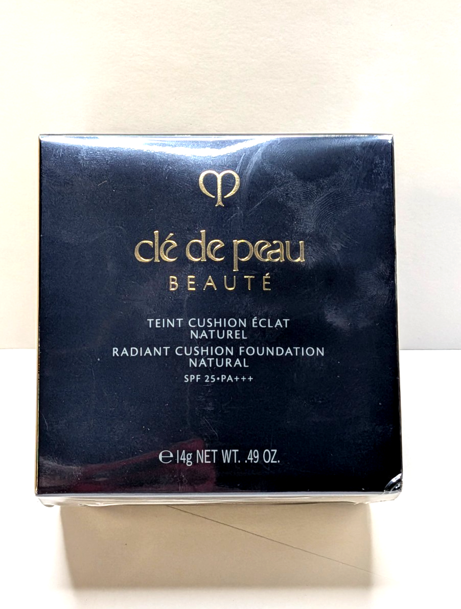 Genuine Clé de Peau Beauté Radiant Cushion Foundation Natural BF