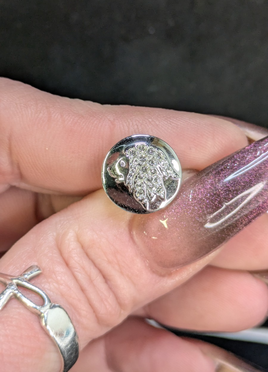 Swarovski Lion Head Pin 2016 SCS Akili Retired - photo 2