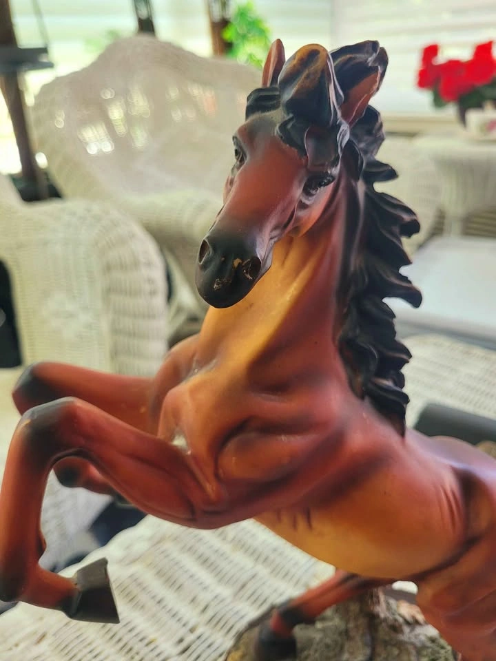 Majestic Large Italian Horse 🐎 - photo 3