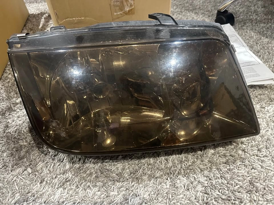 2001-2005 Volkswagen Jetta Lights - photo 3