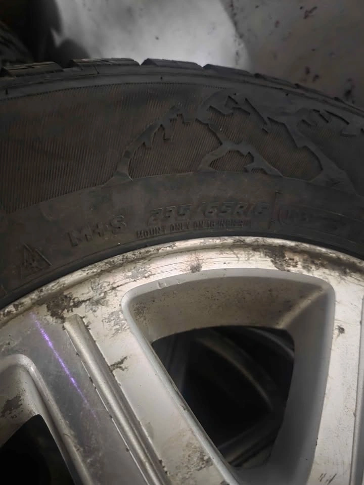 Winter Tires & Rims for Chrysler/Dodge Minivan - photo 4