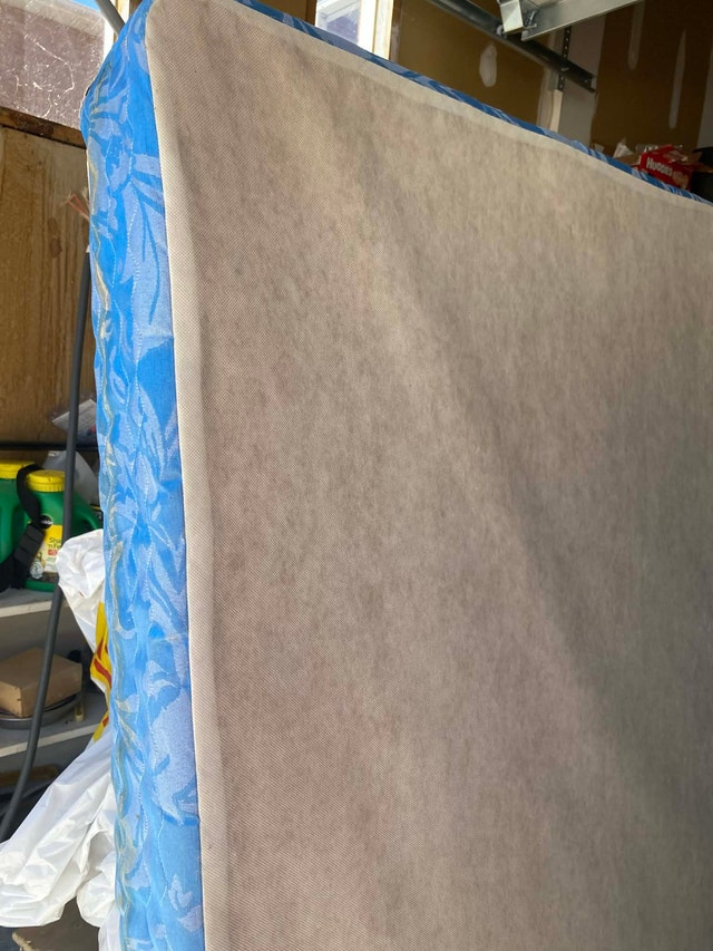Queen size box spring $30