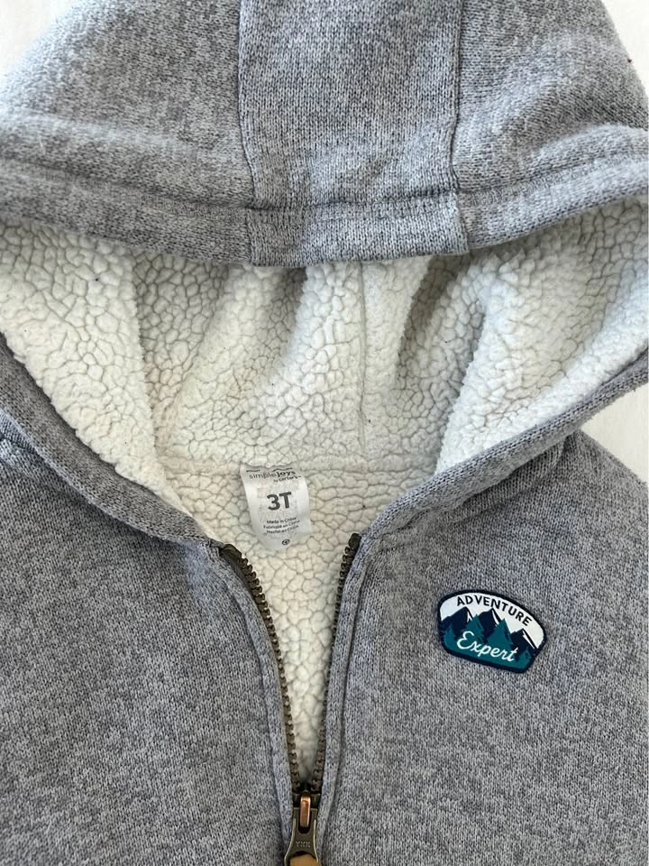 Hoodies & Jacket Bundle 3T-4T 🍂 - photo 3