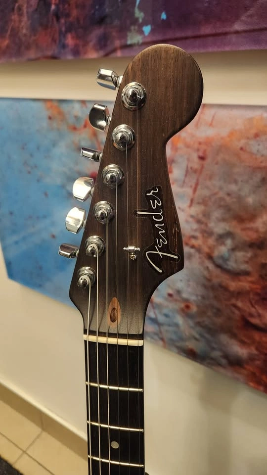 $4500 Fender Rarities Thinline Stratocaster HSS - Violin Burst - photo 4