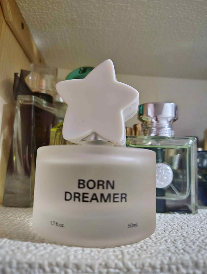 Charli D'Amelio Born Dreamer