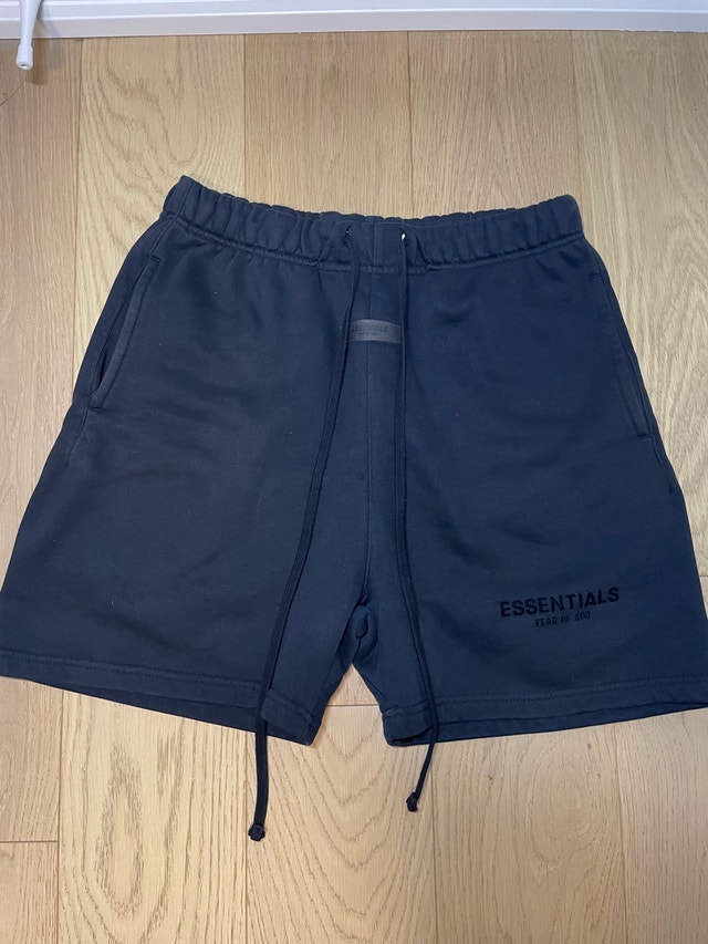 Black Essentials Shorts