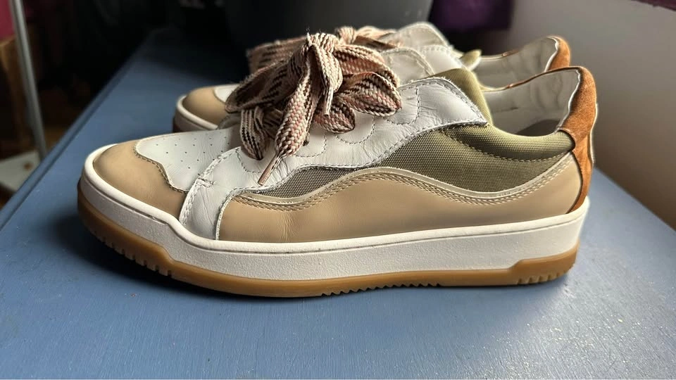 Mimosa Snickers (Browns shoes) size 9 - photo 5