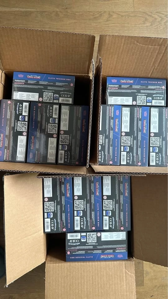 Chaos Rising ETB - photo 2