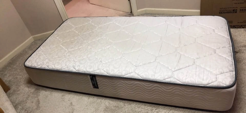 Beautyrest Twin Mattress - photo 2