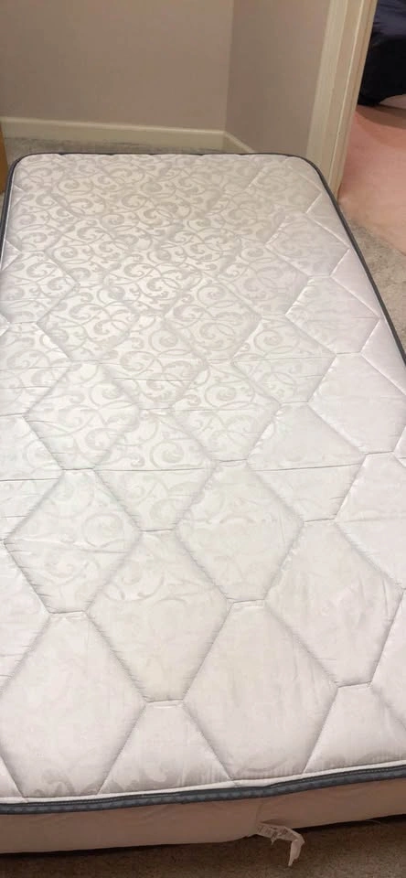 Beautyrest Twin Mattress - photo 3