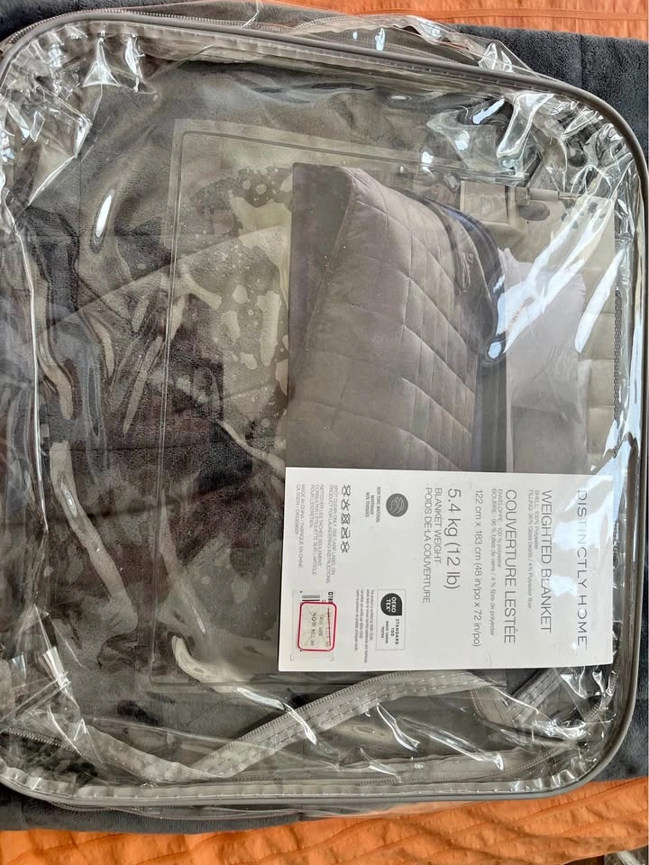 Distinctly Home Weighted Blanket 12 lb