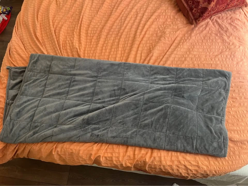 Distinctly Home Weighted Blanket 12 lb - photo 2