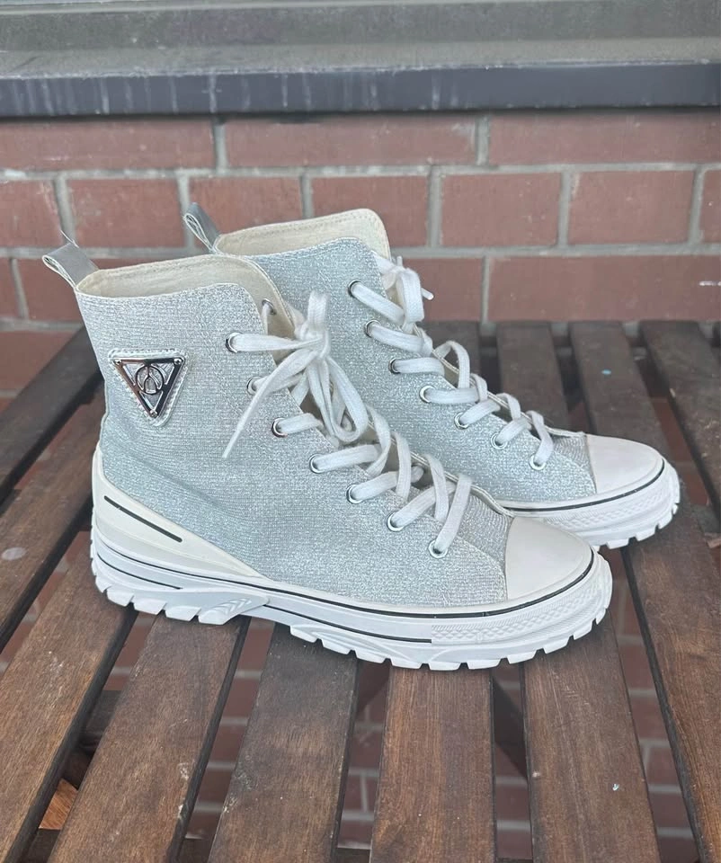 Wishbone Shiny Sneakers BNIB Size 10 - photo 4
