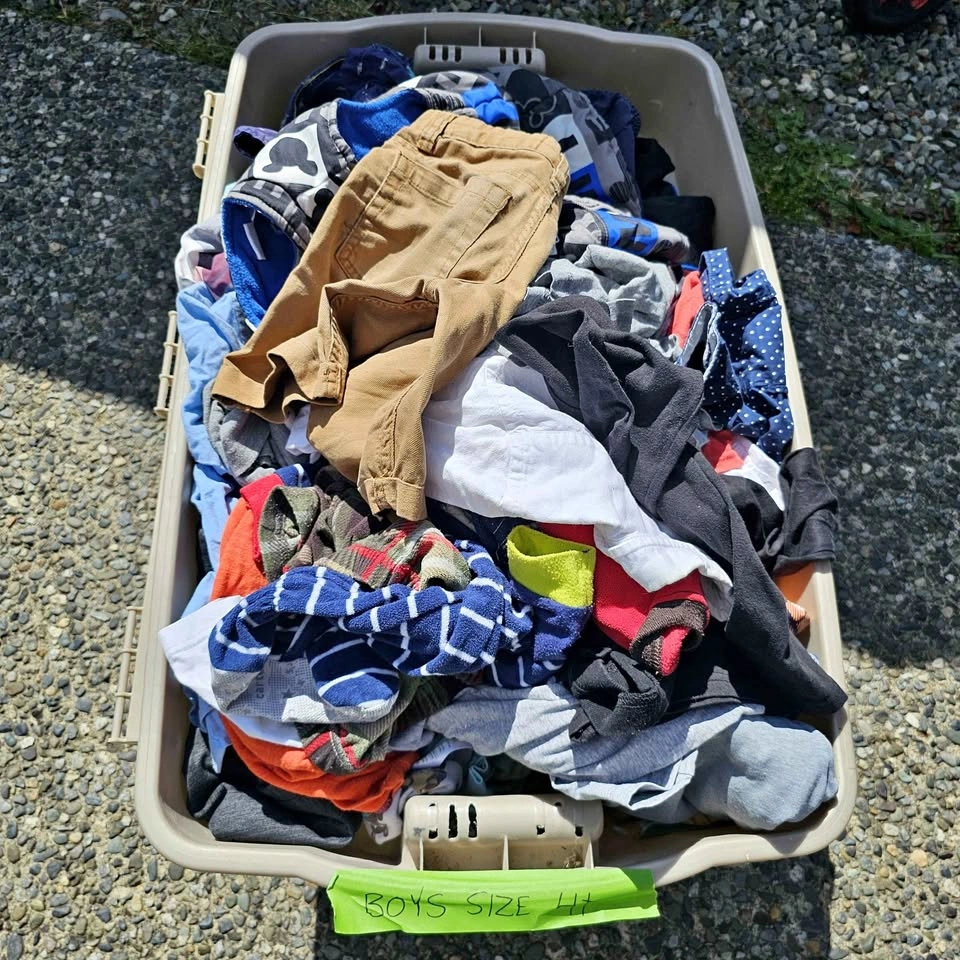 Large boys Size 4T Clothes Lot