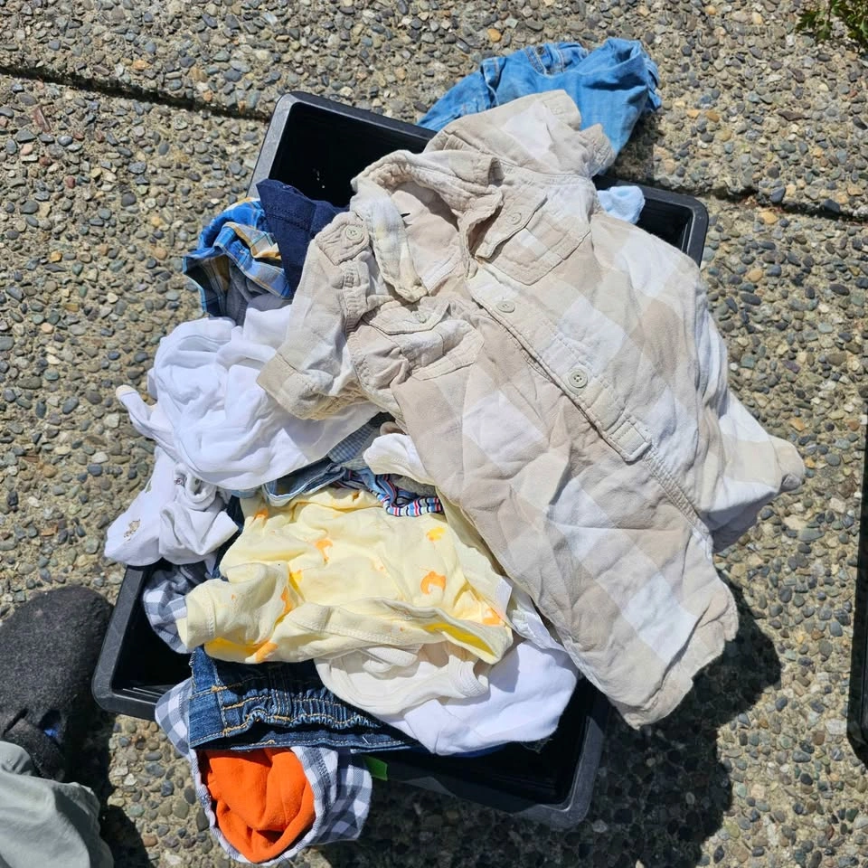 Boys baby clothes Lot 6-9 months - photo 2