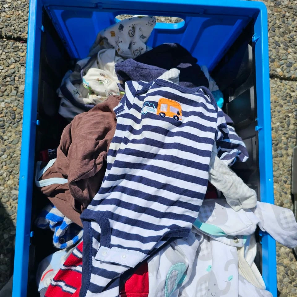 Baby Boy Clothes Lot (newborn to 3 months) - photo 2