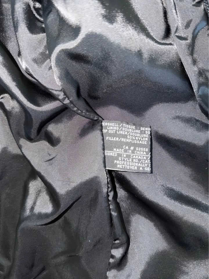 Danier Canada Genuine Leather Blazer - photo 4