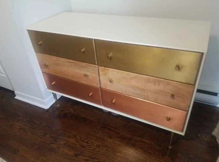 Wood dresser with acacia wood drawers. Great conditions! - photo 2
