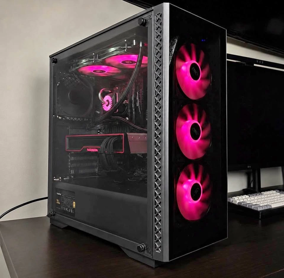 Ryzen 7 5700X3D / RX 6800 XT Gaming PC