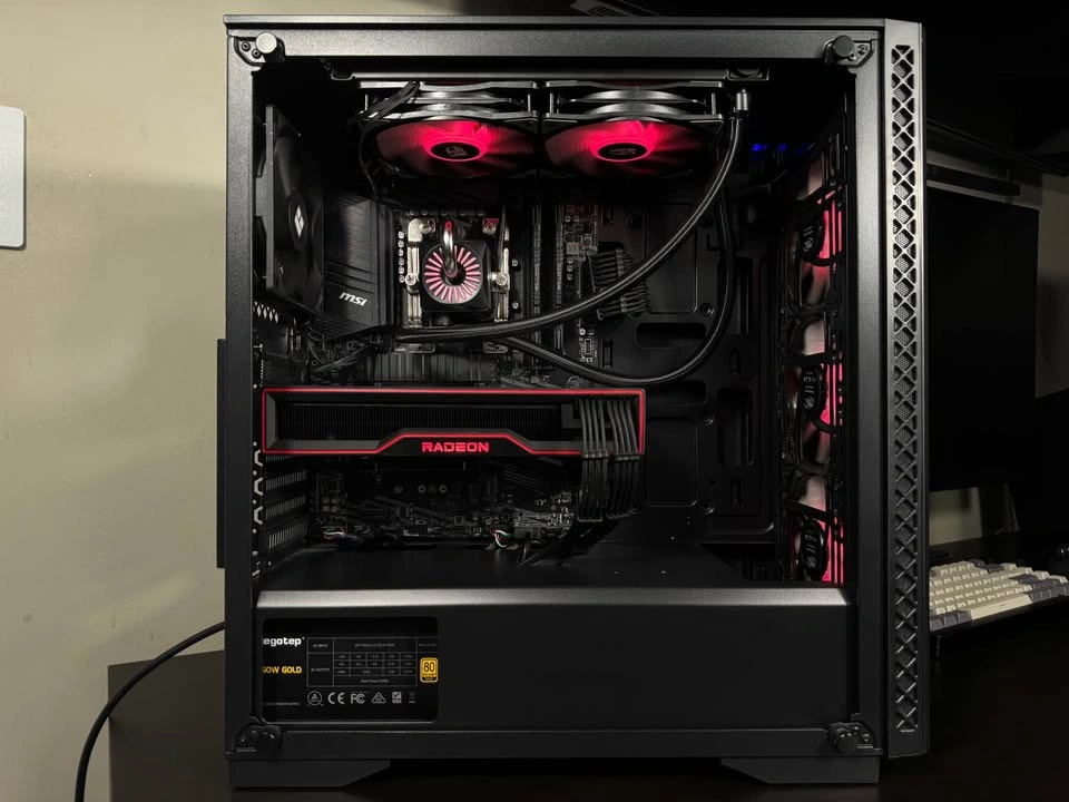 Ryzen 7 5700X3D / RX 6800 XT Gaming PC - photo 2