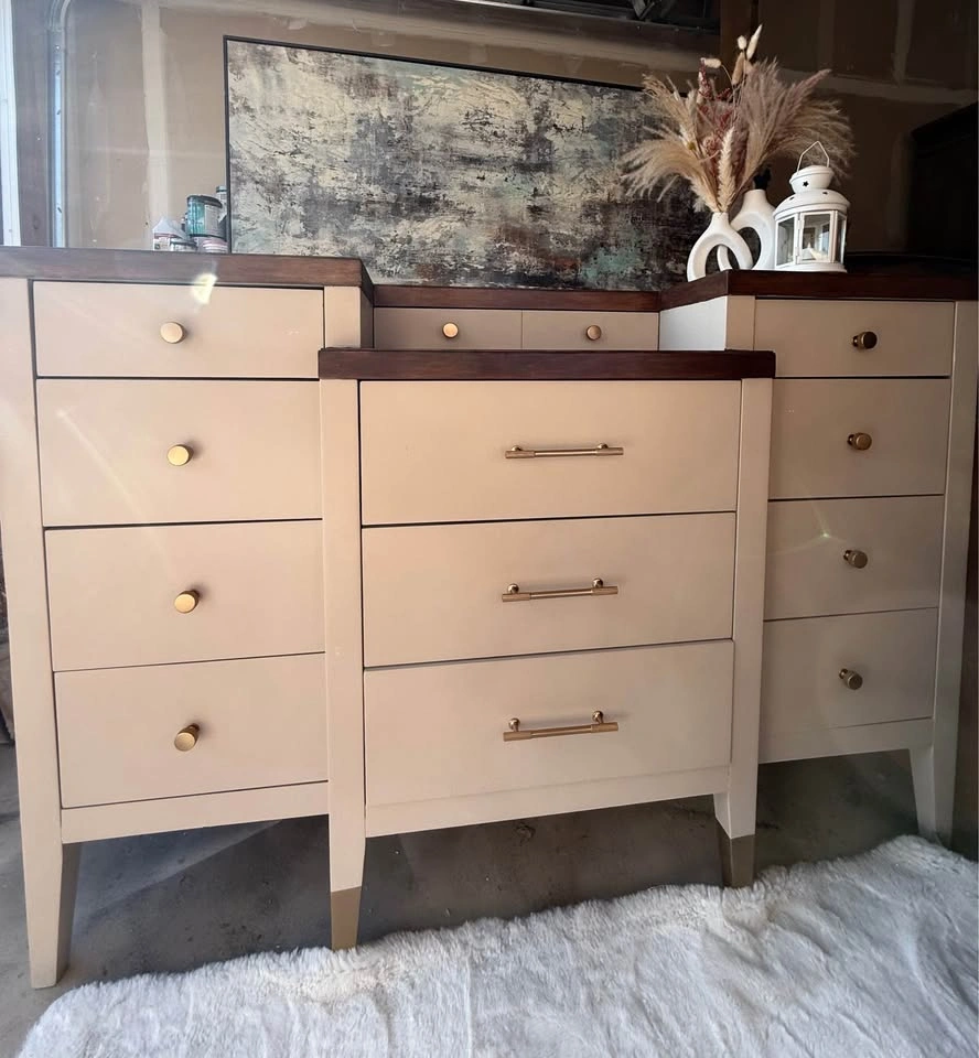 Pair of oversized nightstands - photo 2