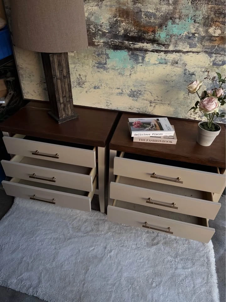 Pair of oversized nightstands - photo 3