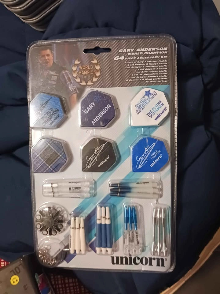 Gary Anderson Memorabilia - photo 4