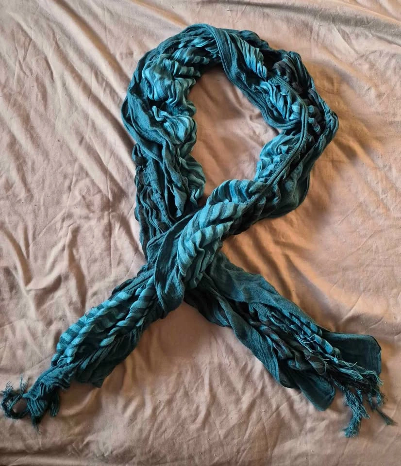 Womans Scarves - photo 2