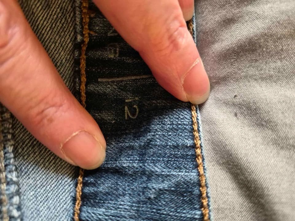 Levi's 501 Original Fit Jeans - Size 32x30 - photo 2