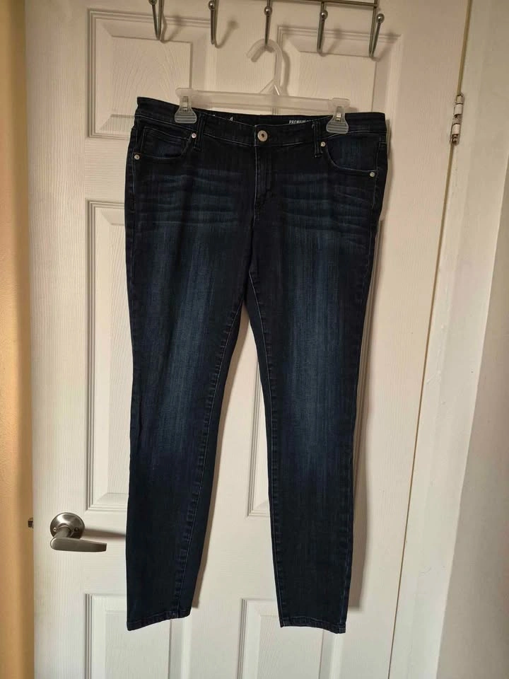 Levi's 501 Original Fit Jeans - Size 32x30 - photo 3