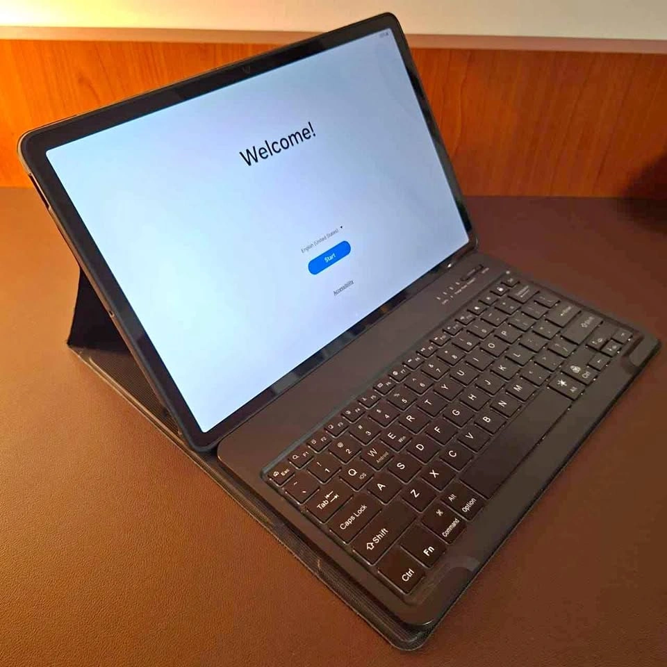 Samsung Galaxy Tab S7 FE Mystic Black 64GB + Keyboard + 2 Cases