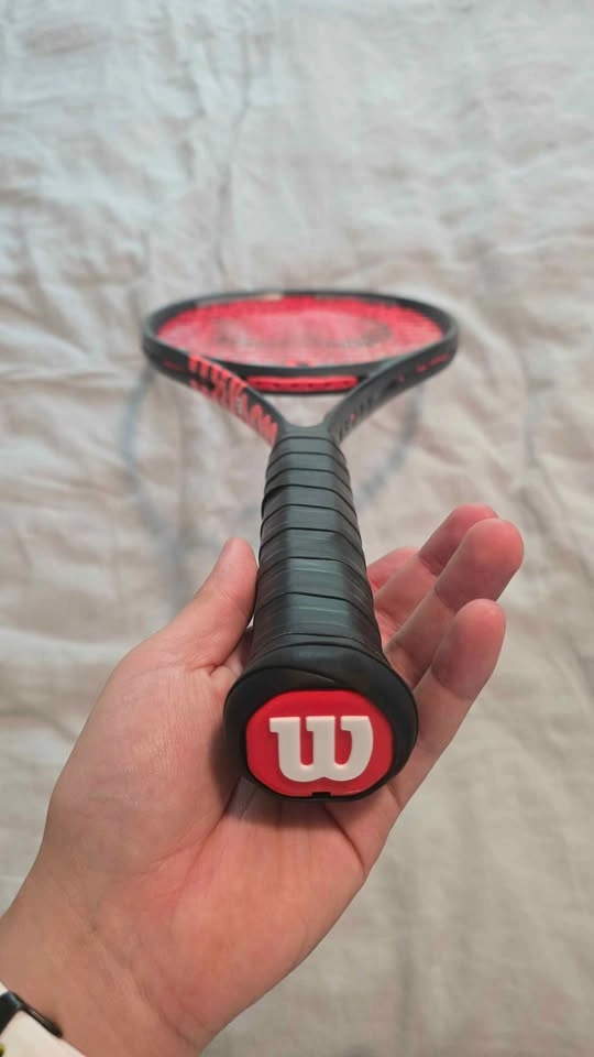 Wilson Clash 100 Pro V3 Tennis Racquet 🎾 - photo 2