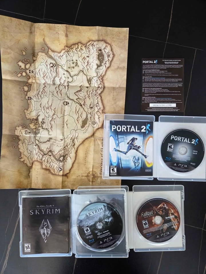 PS3 Games - Fallout NV, Portal 2, Skyrim - Manuals & Map - photo 2