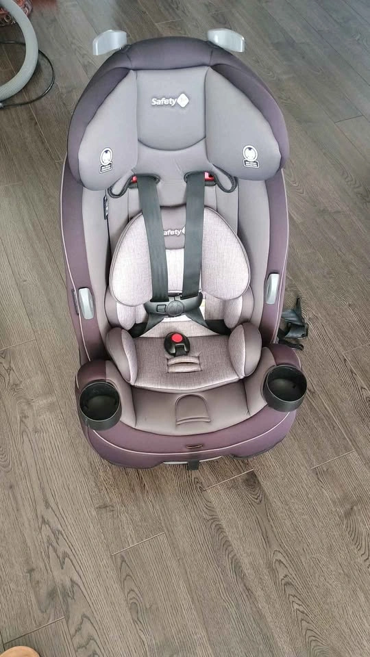 Safety 1st All-in-One Convertible Car Seat - photo 3