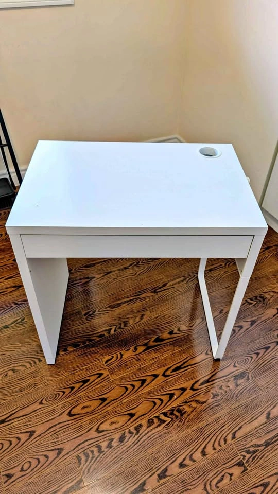 IKEA MICKE Desk - White