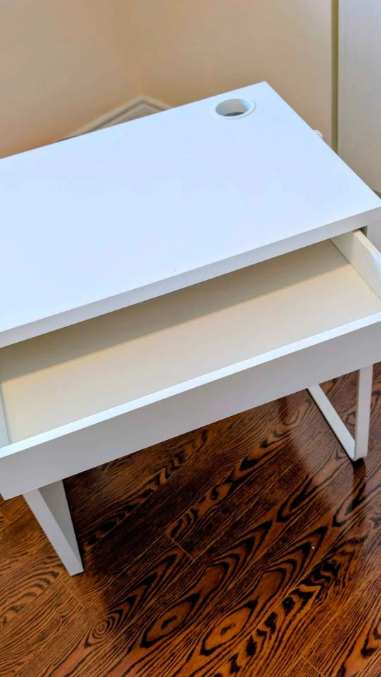 IKEA MICKE Desk - White - photo 2