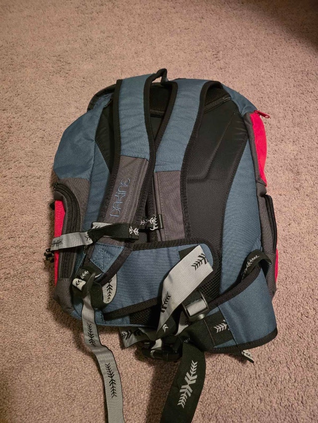 Dakine Snowboard Backpack - photo 2