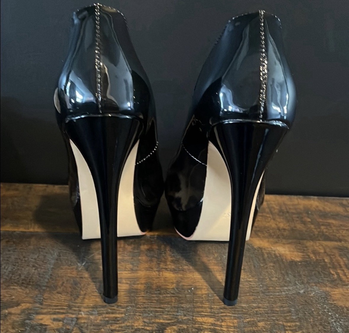 Leopard Print Patent Leather Heels - Size 6.5 US / 37 - photo 4