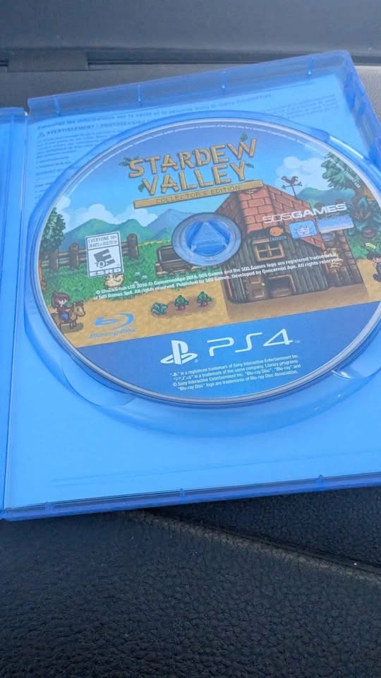 Stardew Valley Collector's Edition PS4 - MINT w/ Soundtrack CD - photo 3