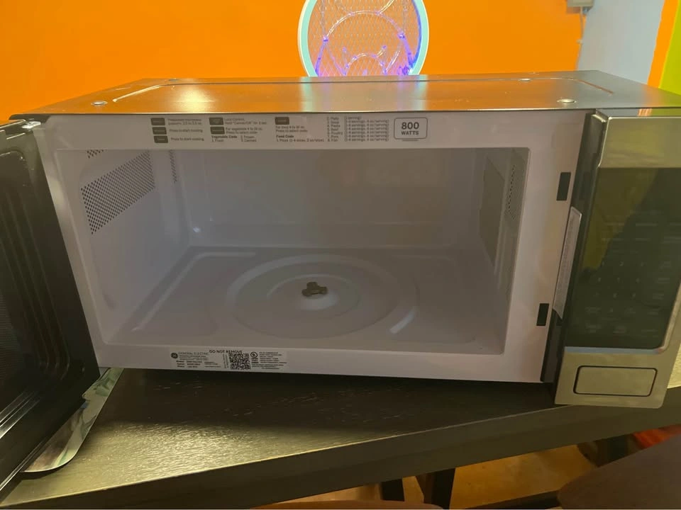 Monogram GE Stainless Steel Microwave - Luxury Appliance - photo 2