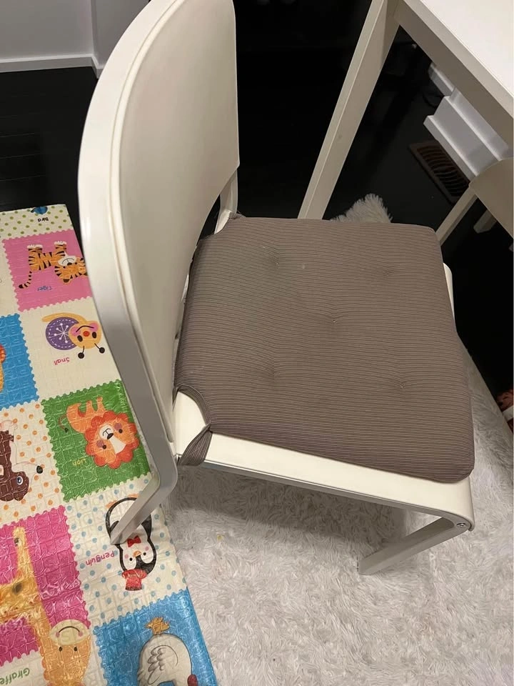 IKEA Melltorp Dining Table w/ 4 chairs & cushions - photo 4