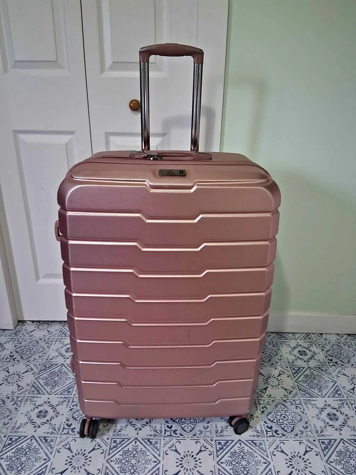 Rose Gold IT Luggage Hard Shell Spinner Suitcase