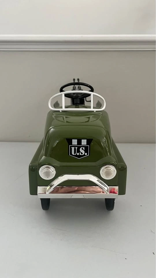 XONEX Top Secret Weapon Carrier Pedal Vehicle 1:3 Scale Limited - photo 5