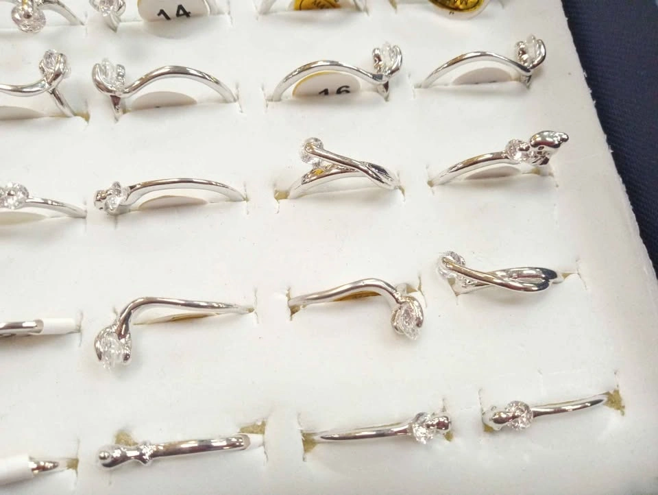 Brand New Assorted Sizes Fashion Rings - photo 5