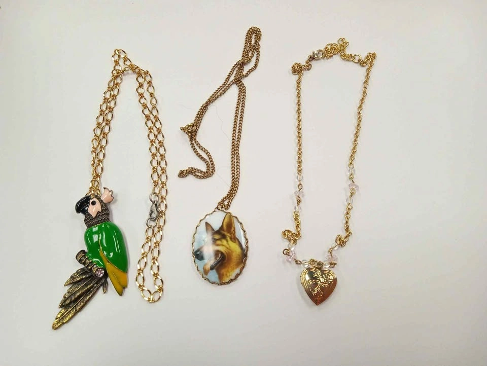 Vintage Necklaces Gold Tone Costume Jewelry