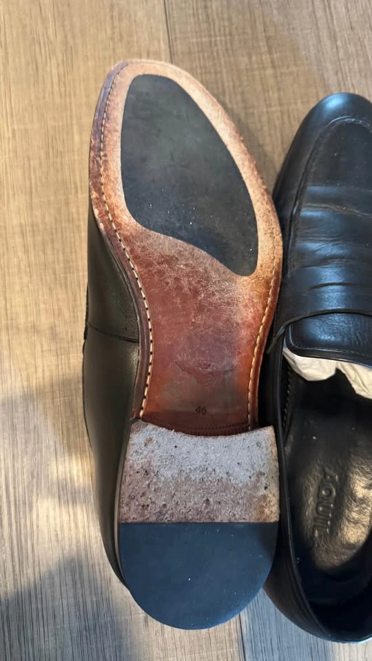 Aquila Men’s Black Dress shoes | like new - photo 4